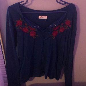 blue long sleeve floral tee